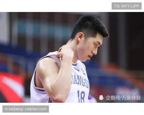 徐杰状态持续低迷6投0中 广东后卫线进攻组织受阻 徐杰状态持续低迷6投0中 广东后卫线进攻组织受阻